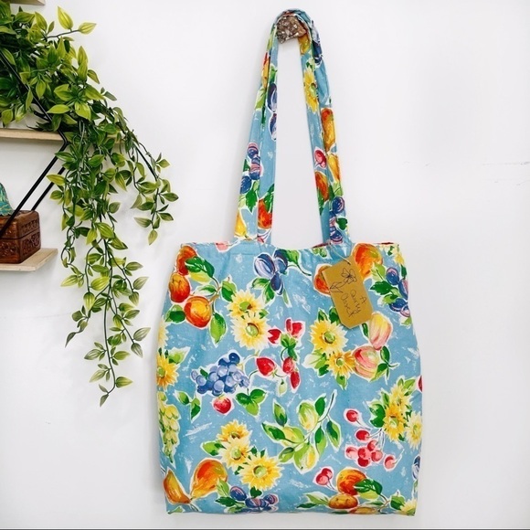 HANDMADE | Fruit Print Retro Tote Bag - Picture 1 of 11